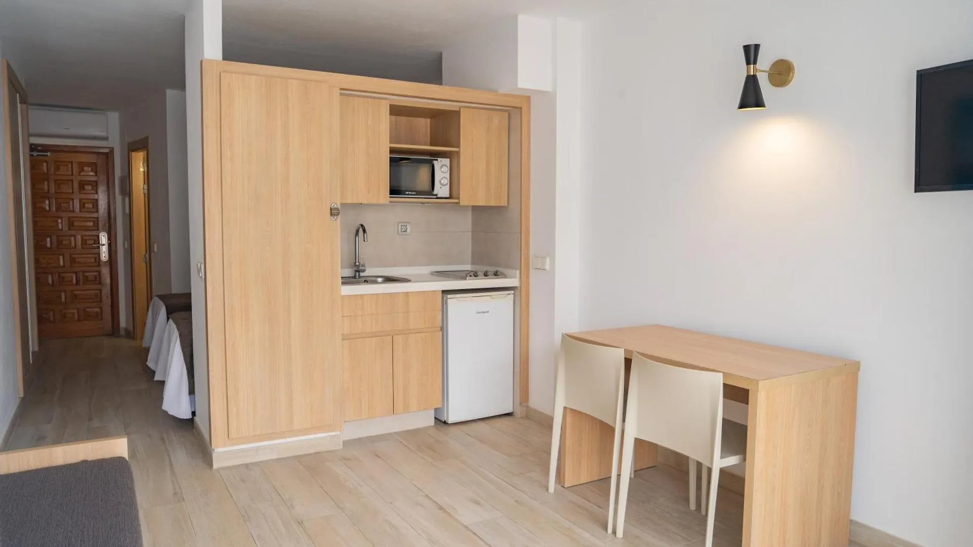 公寓 Sunside Ibiza Studios - Only Adults- Formerly Known As Central Park 聖安東尼奧